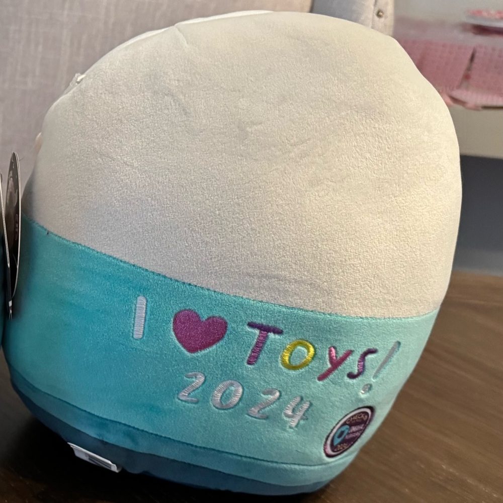 Warren Buffet Squishmallow 10" Berkshire Hathaway Omaha 2024 Brand New w/ Tags - Picture 2 of 2